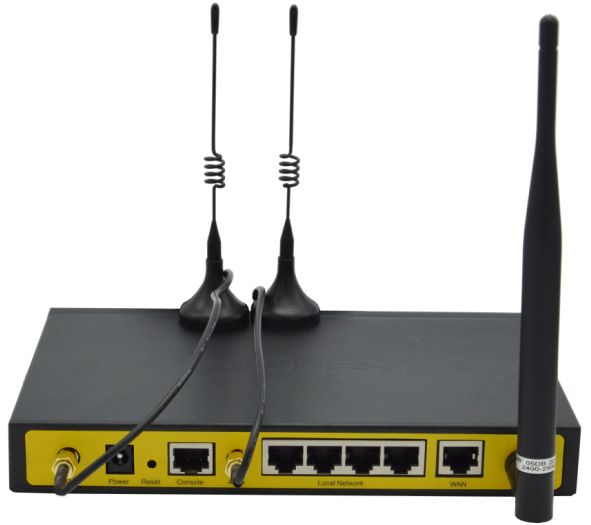F3836 FDD-LTE Industrial 4G Router