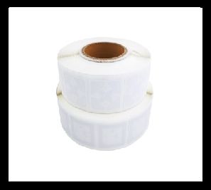 Passive UHF RFID tags